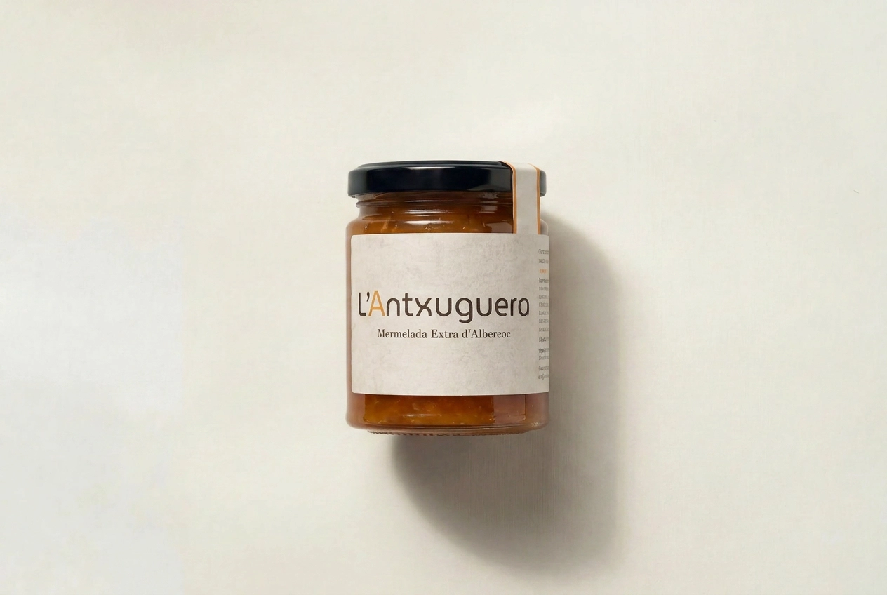 Pot de mermelada extra d'albercoc L'Antxuguera.