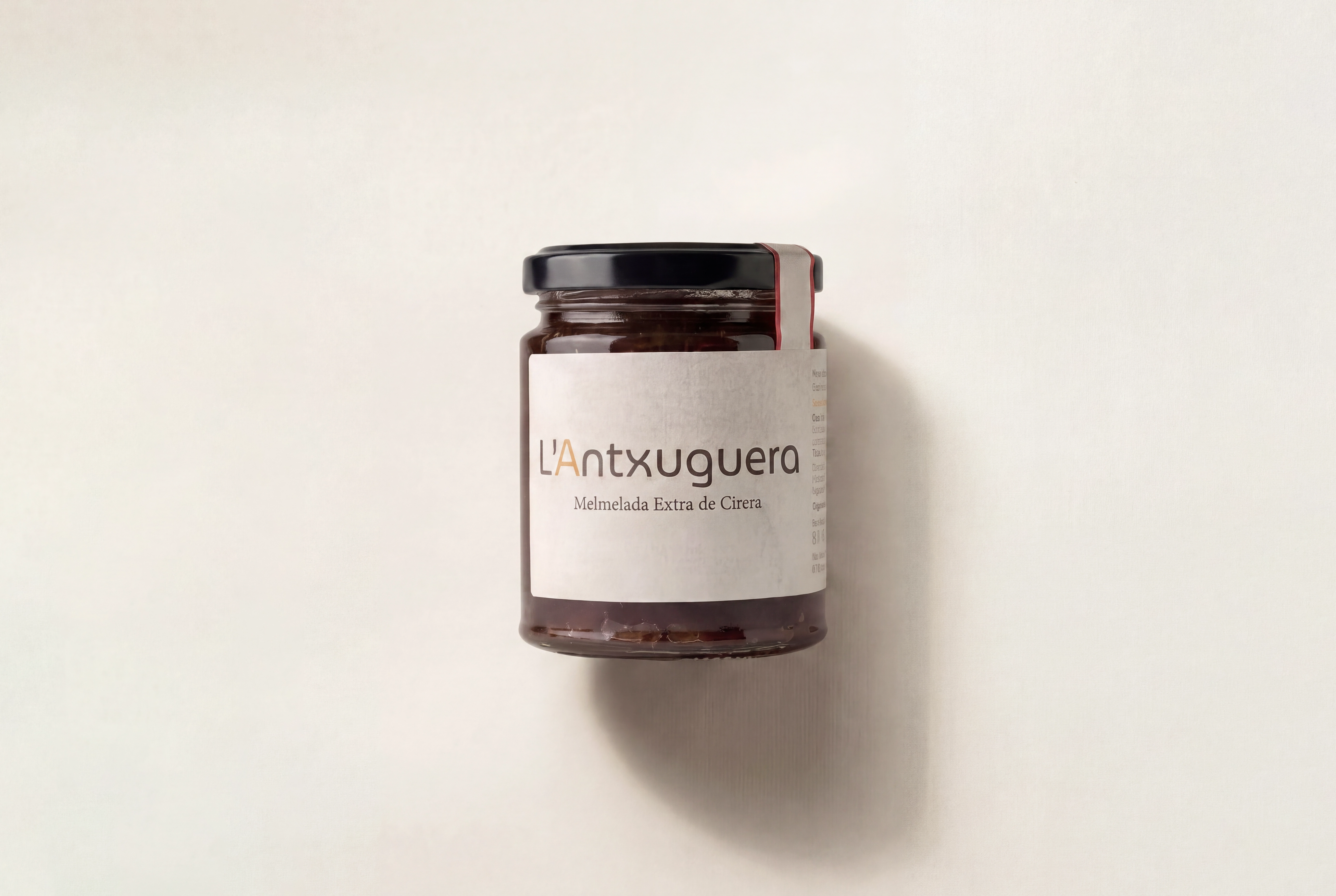 Pot de mermelada extra de cirera L'Antxuguera.